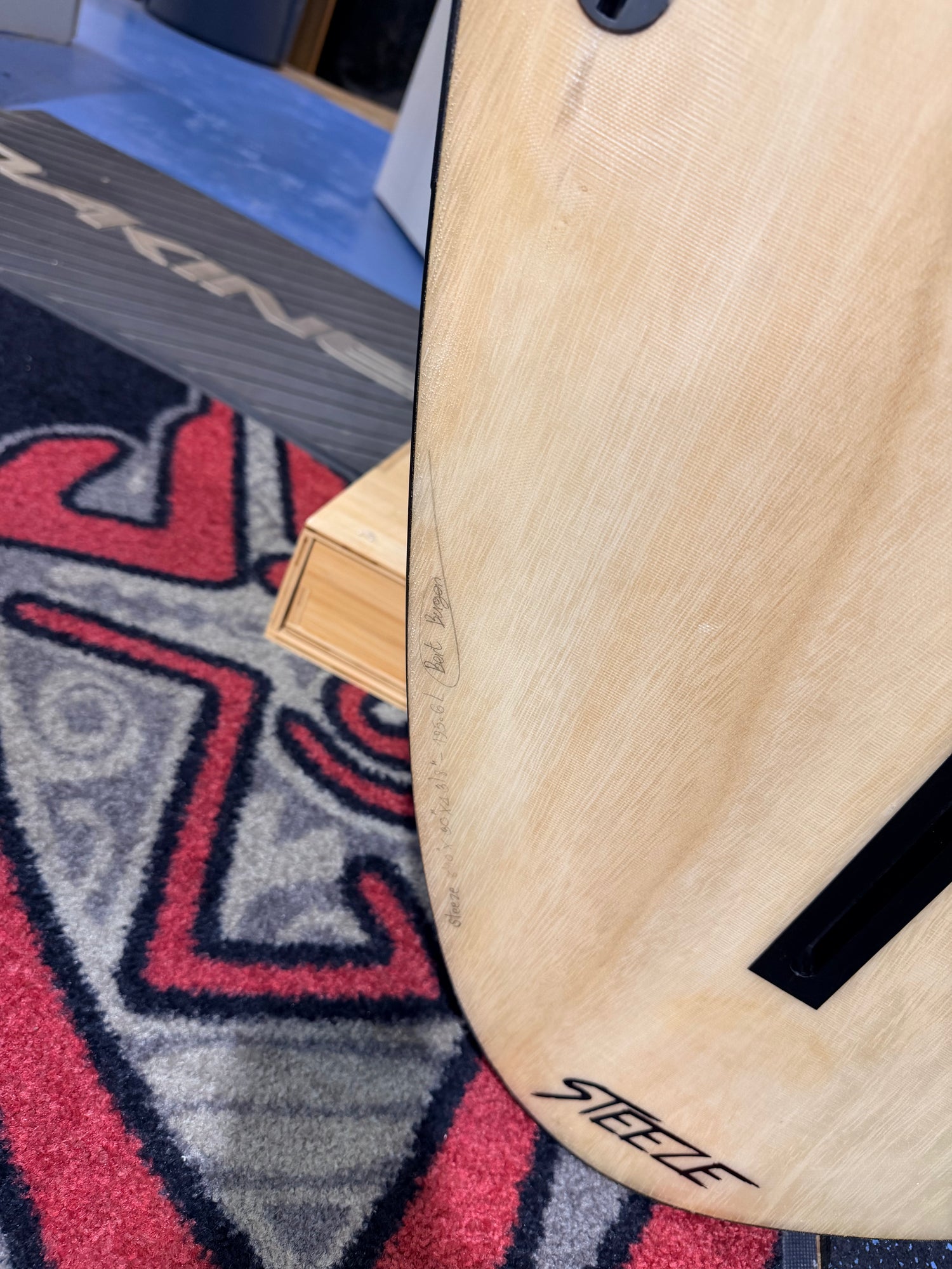 Used - SUNOVA Steeze 8'10" x 30" 125.6L