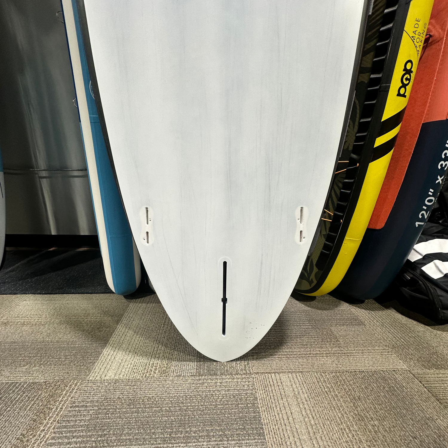 USED KINGS PERFORMANCE LONGBOARD 9' X 29"