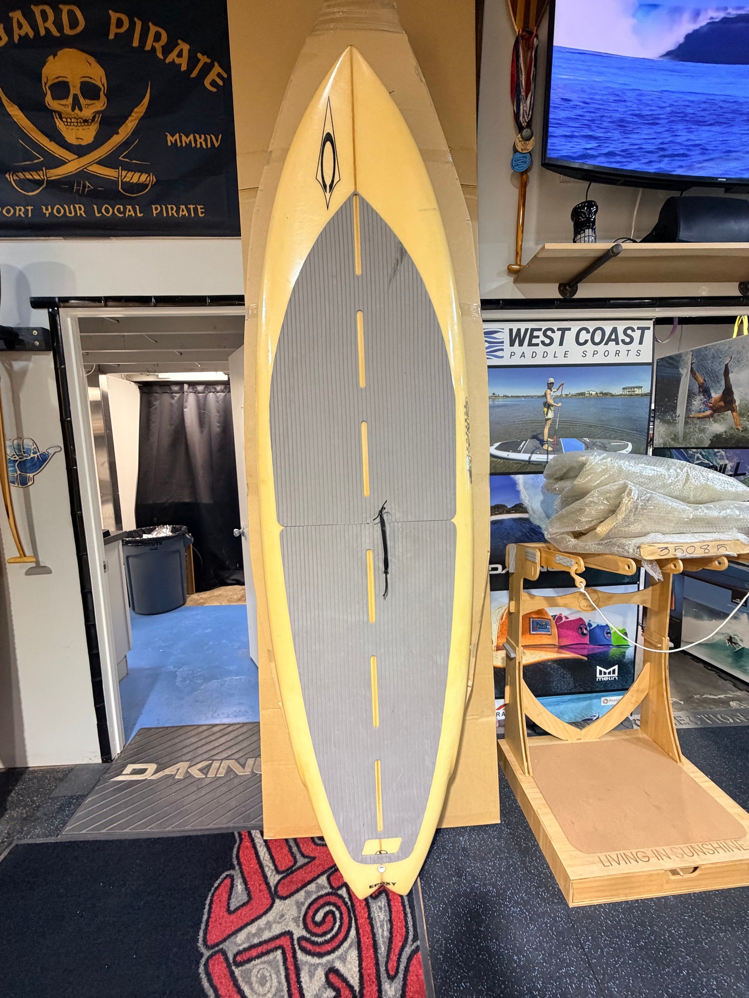 USED - CRAIG SUP SURF 8'4" x 27.5"
