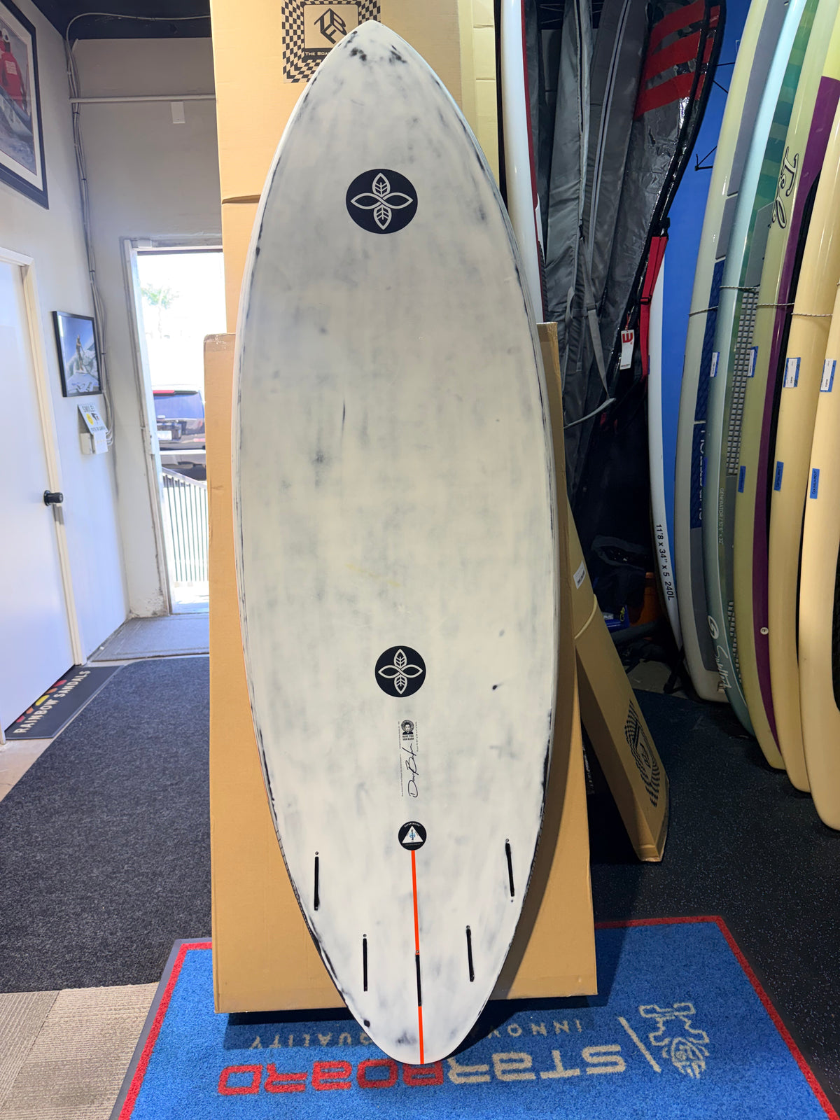 Used - INFINITY Blurr V3 8'2" x 29" 110L
