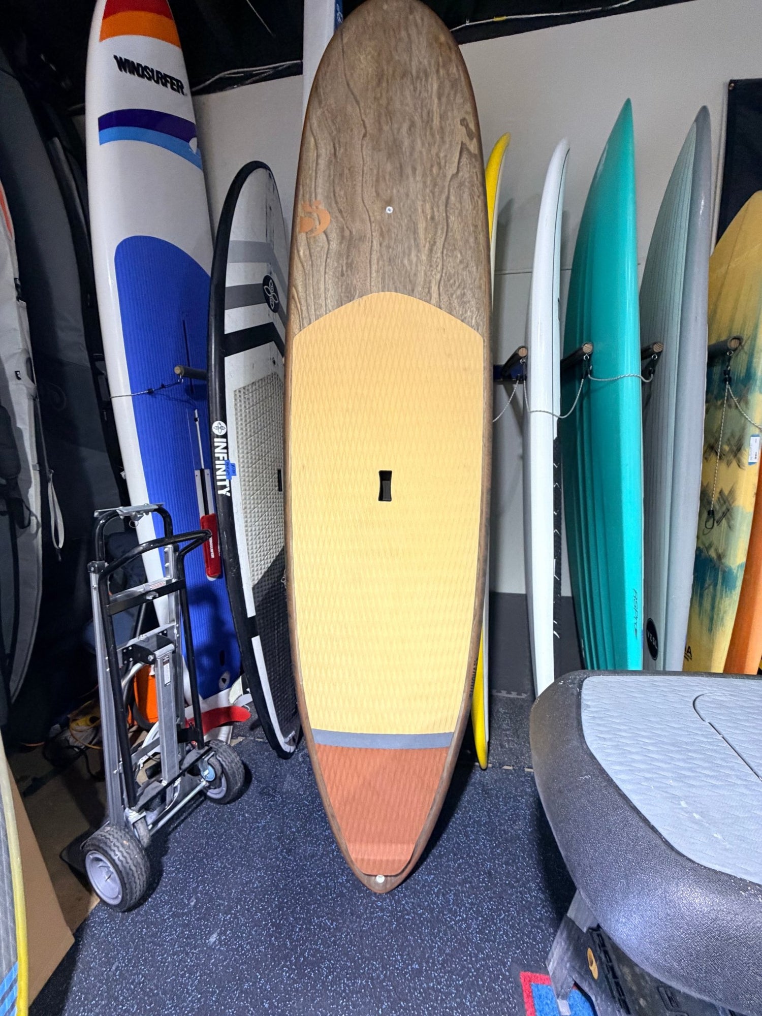 Used - 2026 SUNOVA Shorty 10' x 30" x 4 1/4" 140L TR3Tec - West Coast Paddle Sports