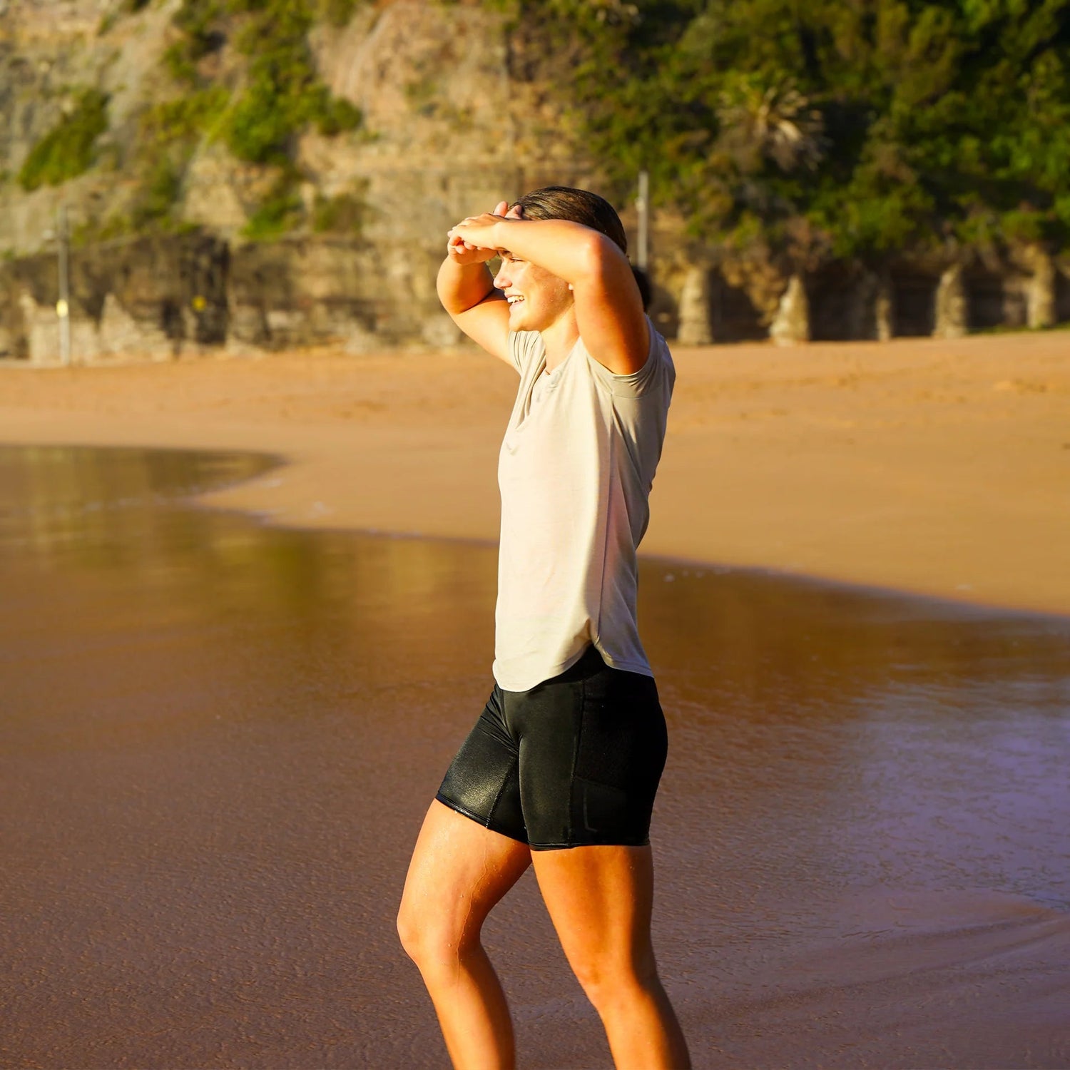 VAIKOBI UV PADDLE SHORTS - WOMENS - BLACK - West Coast Paddle Sports