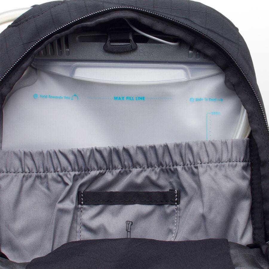 Dakine Shuttle 6L Hydration Backpack - West Coast Paddle Sports